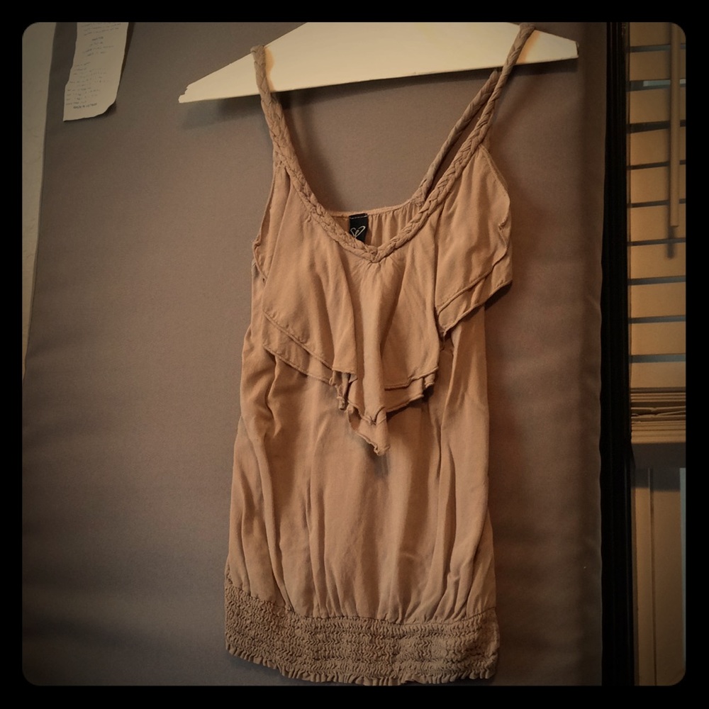 Windsor ruffle tank